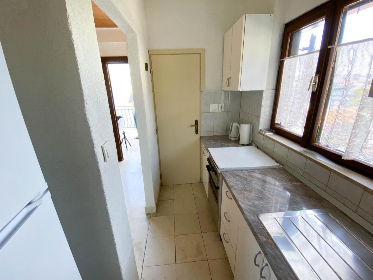 Seaview & Beachfront Apartments Jakov Donji Okrug  Zewnętrze zdjęcie