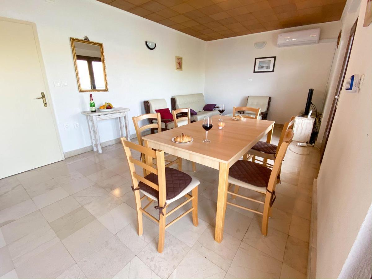 Seaview & Beachfront Apartments Jakov Donji Okrug  Zewnętrze zdjęcie