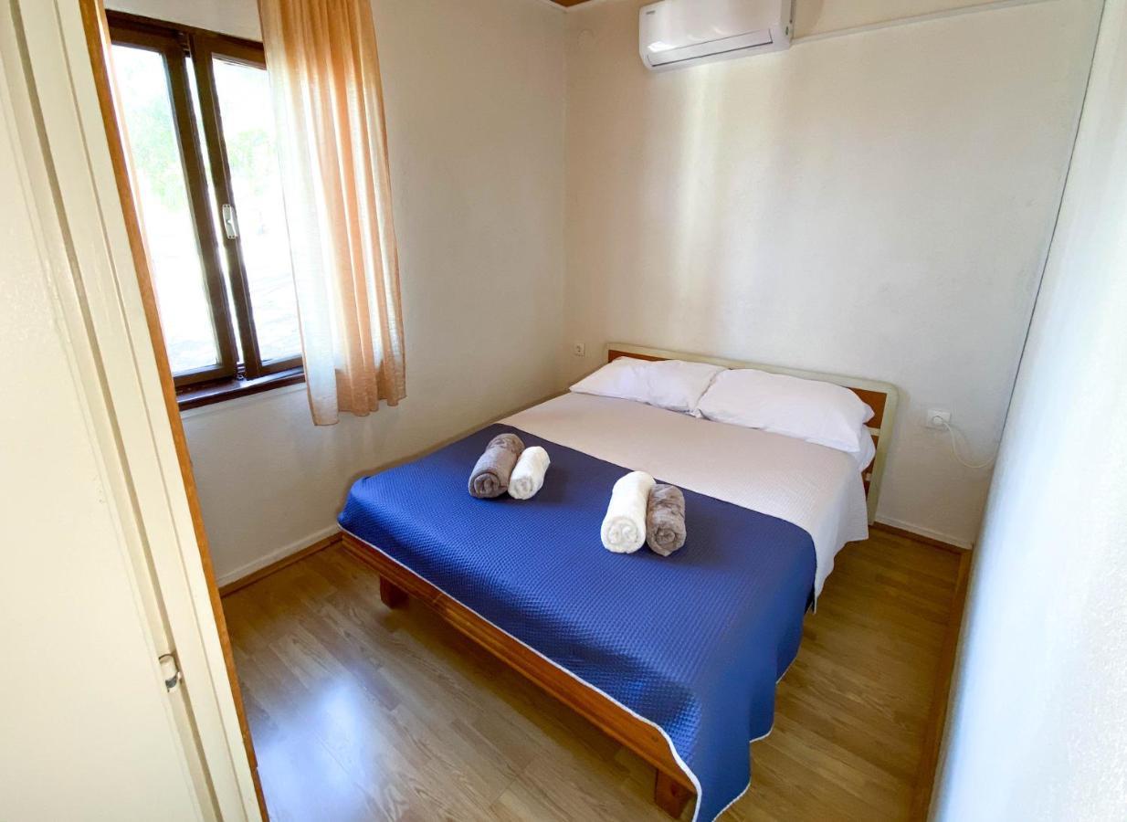 Seaview & Beachfront Apartments Jakov Donji Okrug  Zewnętrze zdjęcie